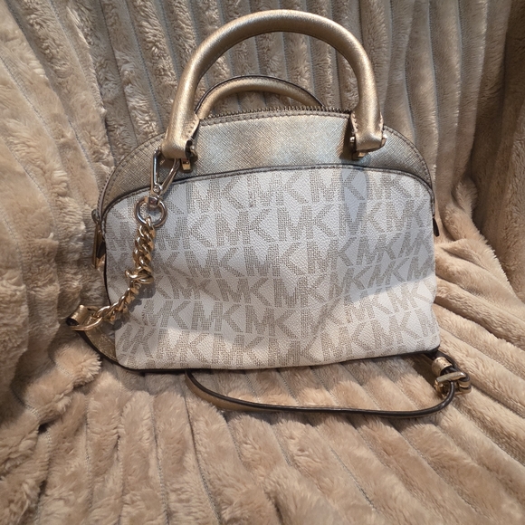Michael Kors Gold and Cream Crossbody Bag - Picture 5 of 6